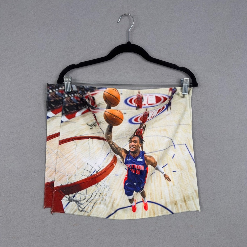 Detroit Pistons Pro Towels Men OS White Graphic NBA Sports Aesthetic Rally Towel